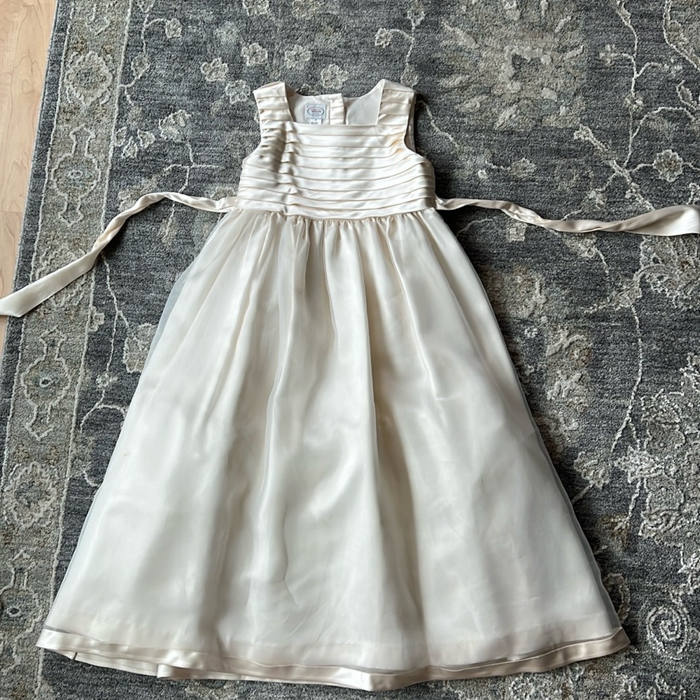 Talbots Kids Girls formal dress. Flower girl/1st Communion/Size 8/like new/ivory